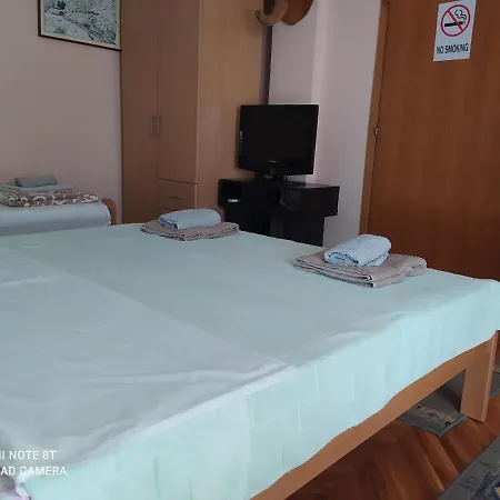 & Aleksandar