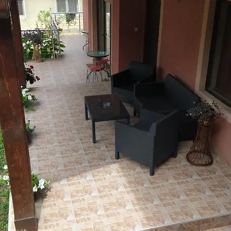 & Aleksandar Гостевой дом Голубац